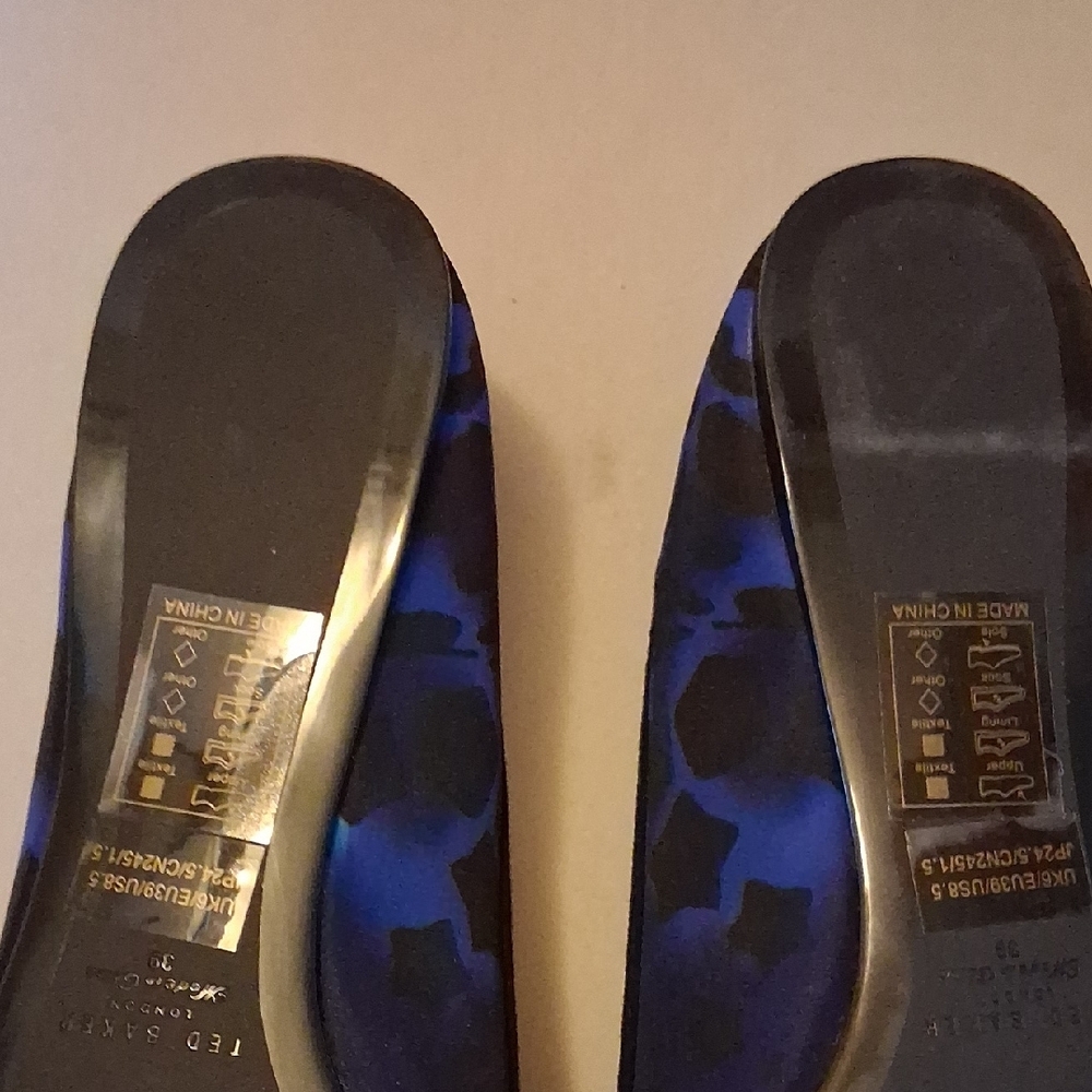 Ted Baker Women's Navy Blue Flats with Bow - Picture 6 of 7